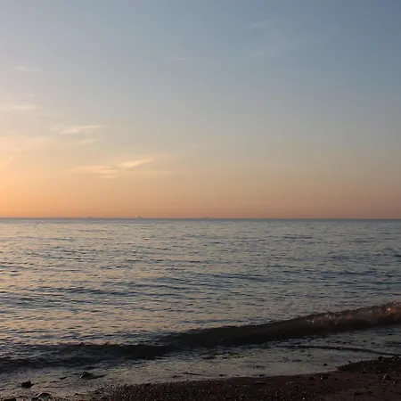 In Nahe Ostseestrand, Cleaning Included Zingst